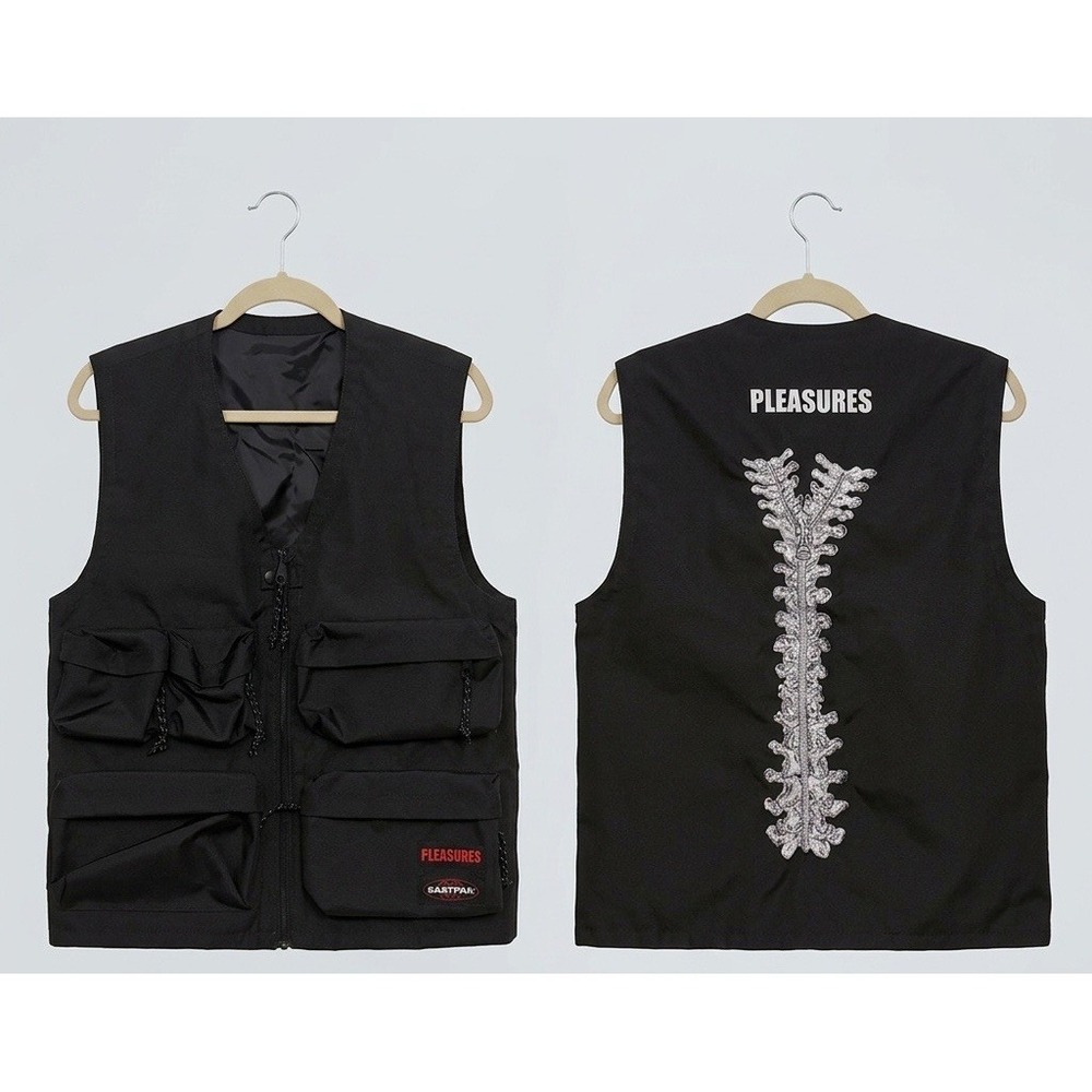 NWT Eastpak Pleasures Gorpcore Grunge Punk Utility Tactical Medium Cargo Vest